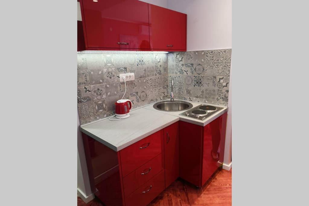 Studio Prim Belgrade Luaran gambar