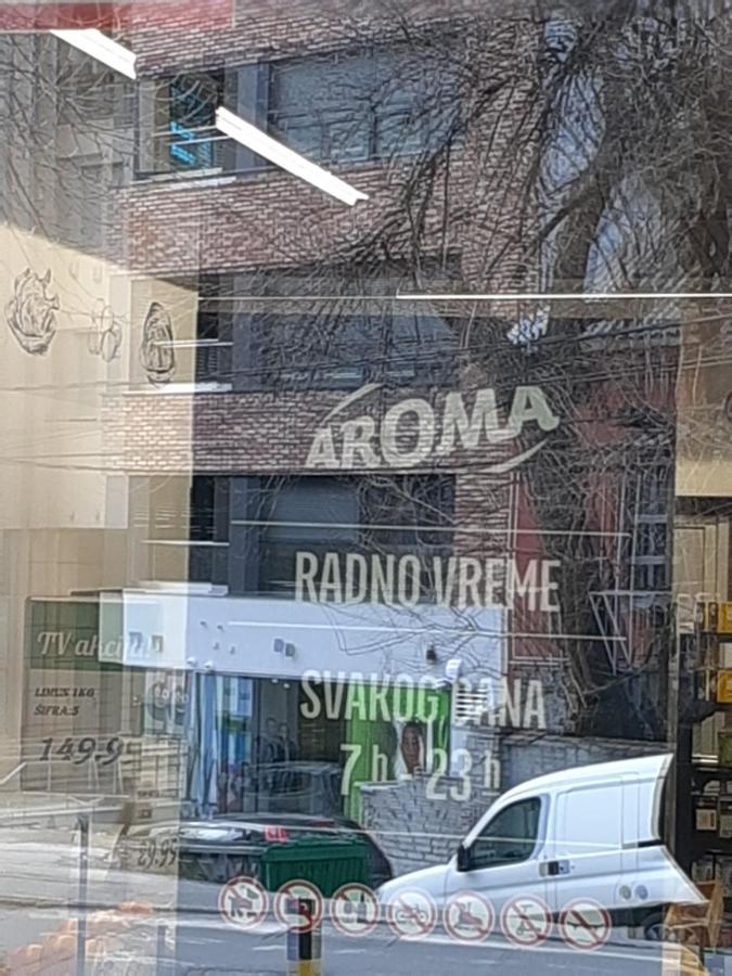 Studio Prim Belgrade Luaran gambar